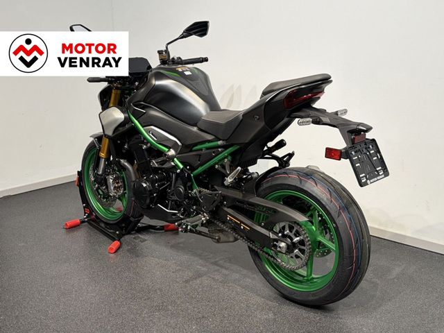 kawasaki - z900-se