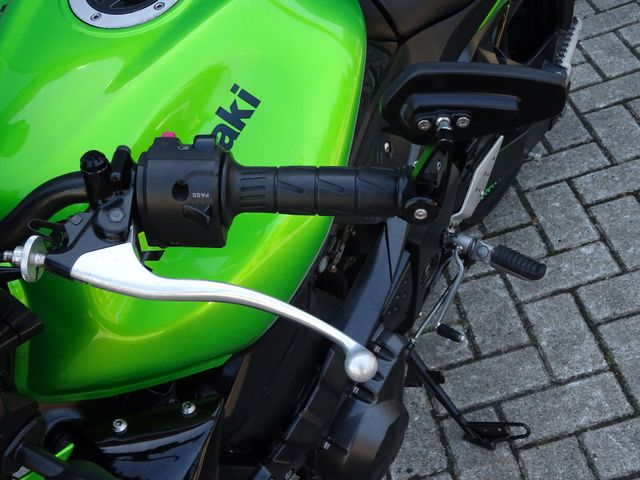 kawasaki - z-750