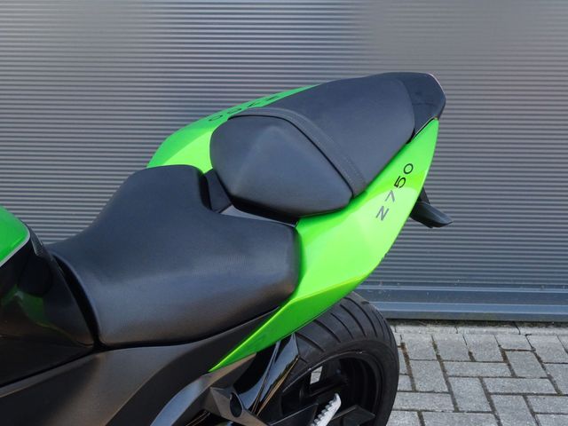 kawasaki - z-750