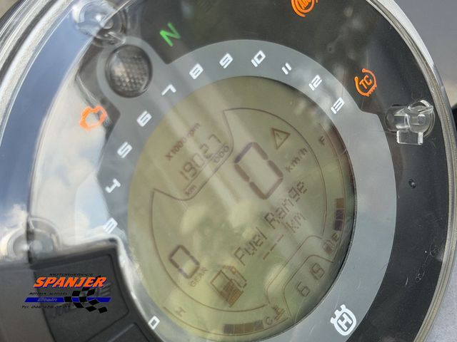 husqvarna - svartpilen-701