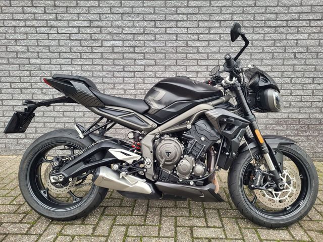 triumph - street-triple-r