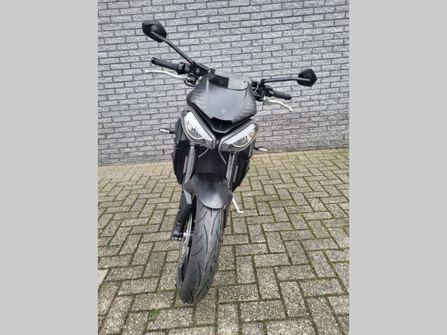 triumph - street-triple-r