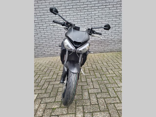 triumph - street-triple-r