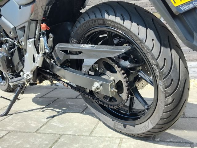 suzuki - v-strom-250-a