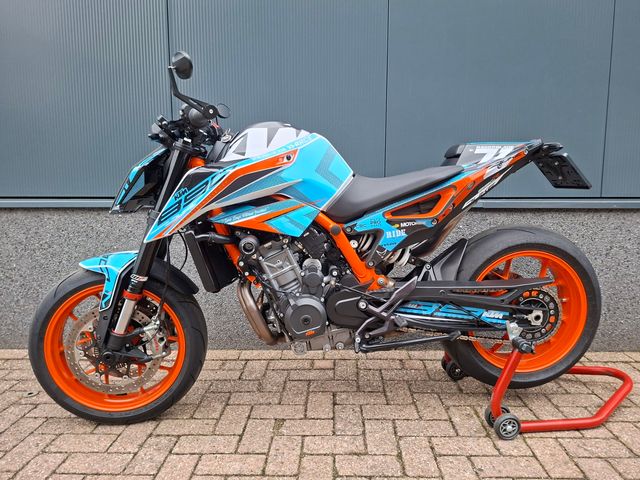 ktm - 890-duke-r