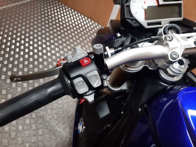 bmw - s-1000-r
