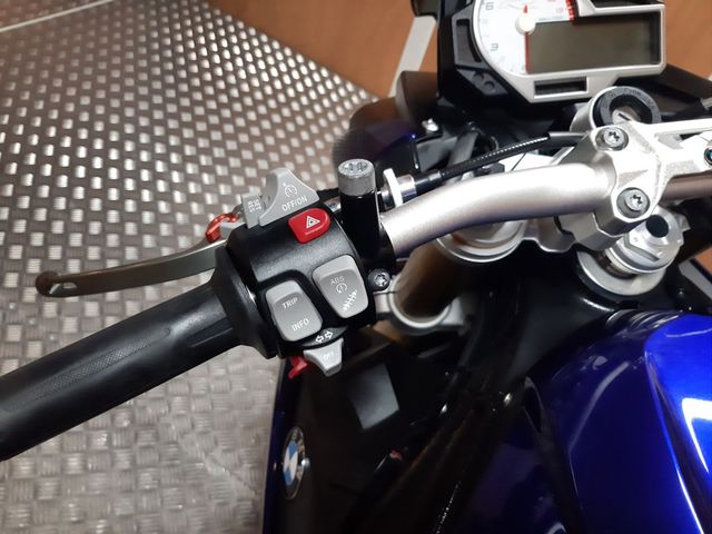 bmw - s-1000-r