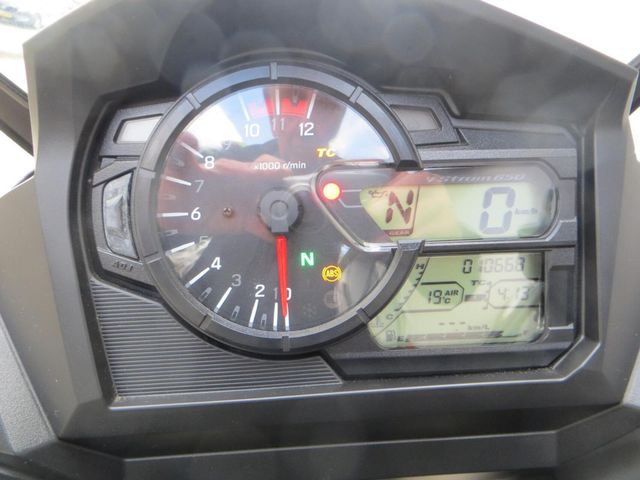 suzuki - v-strom-650-xta