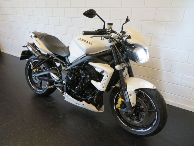 triumph - street-triple-675