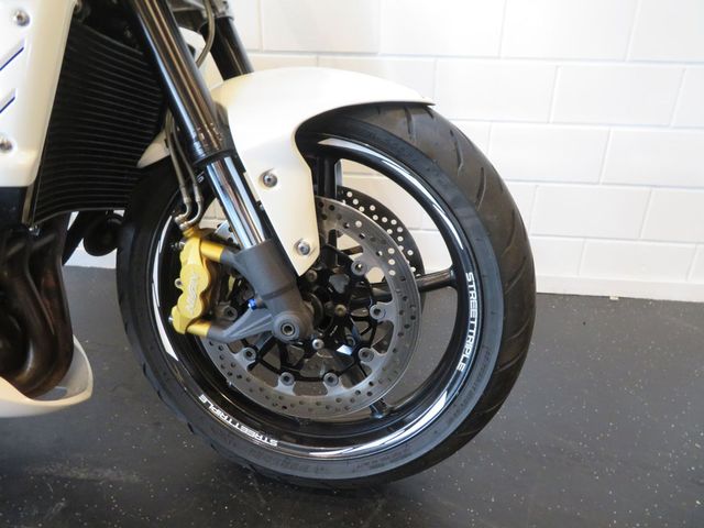 triumph - street-triple-675