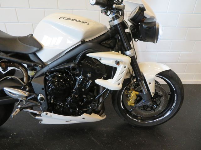 triumph - street-triple-675