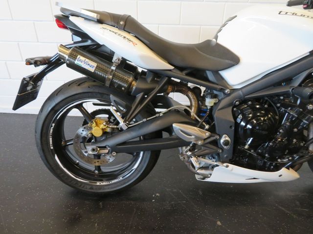 triumph - street-triple-675