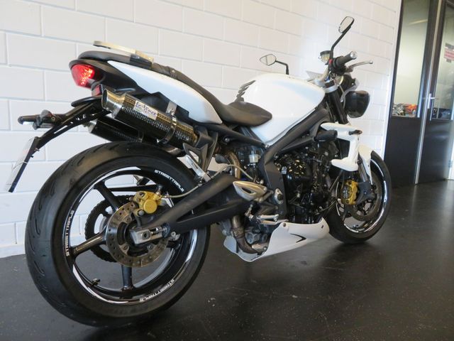 triumph - street-triple-675