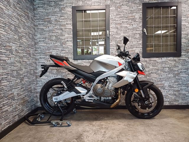 aprilia - tuono-457