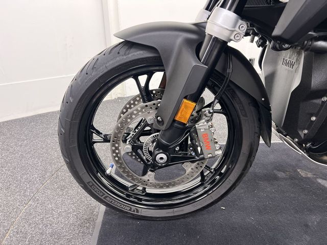 bmw - r-1300-gs