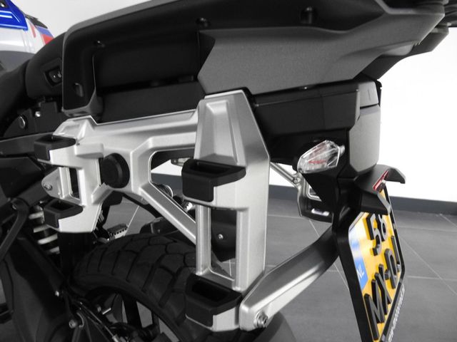 bmw - r-1300-gs-adventure