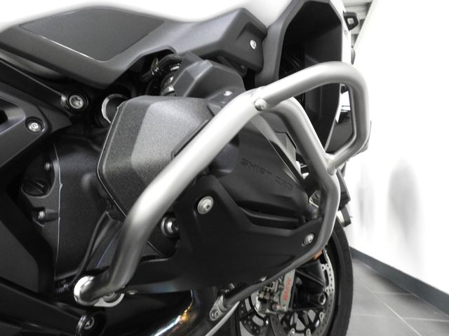 bmw - r-1300-gs-adventure