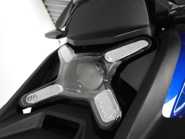 bmw - r-1300-gs-adventure