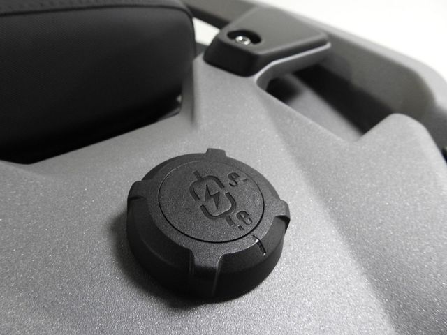 bmw - r-1300-gs-adventure