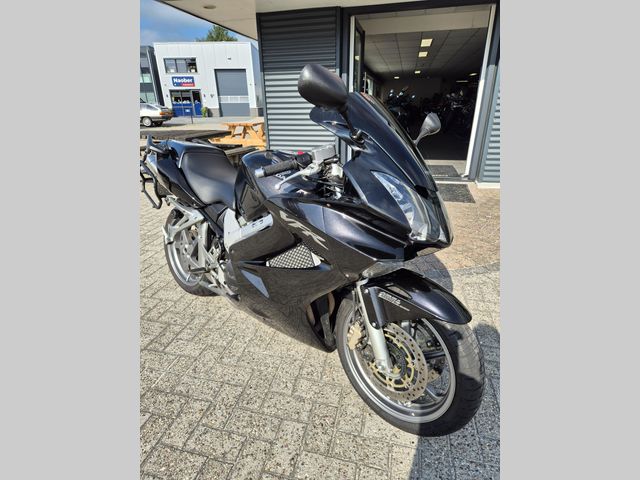 honda - vfr-800-vtec-abs