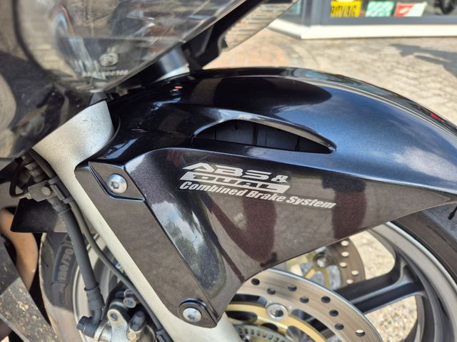 honda - vfr-800-vtec-abs