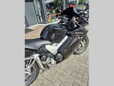 HONDA VFR 800 VTEC ABS – foto 4