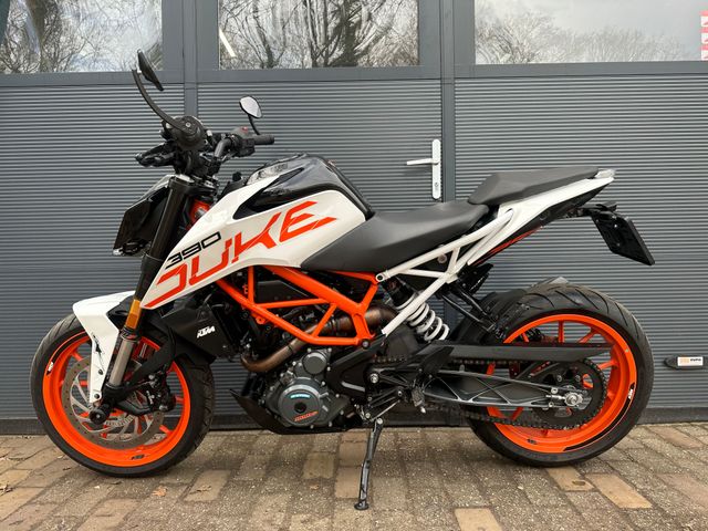 ktm - 390-duke