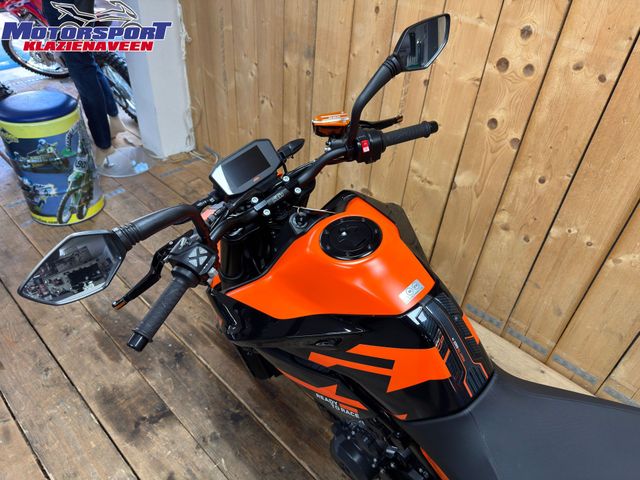 ktm - 890-duke-gp