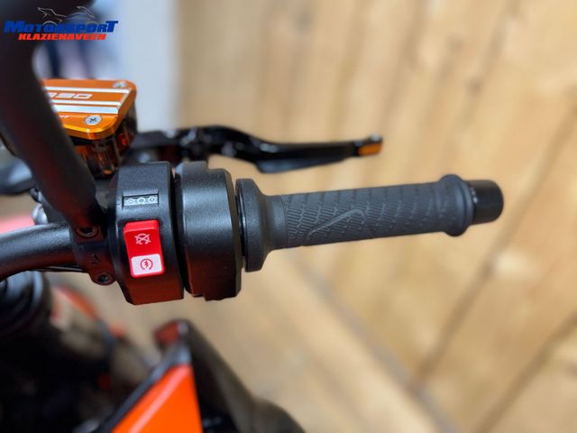 ktm - 890-duke-gp