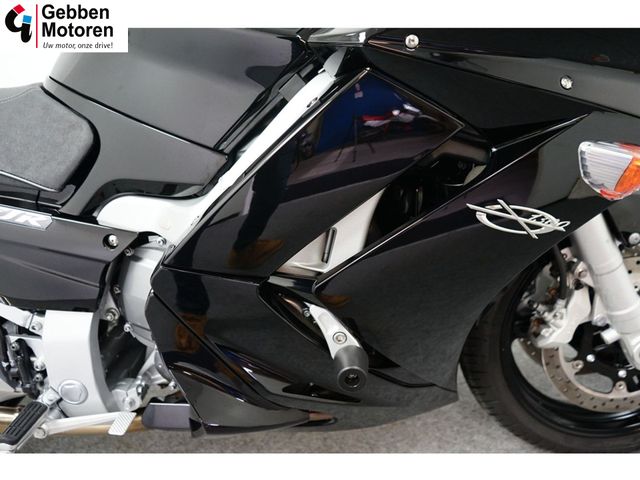 yamaha - fjr-1300-explorer