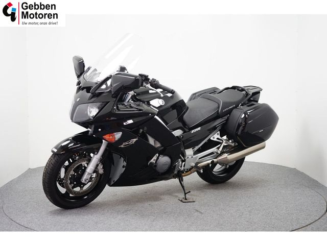 yamaha - fjr-1300-explorer
