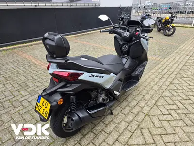 YAMAHA X MAX 300 TECH MAX – foto 4