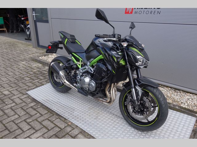 kawasaki - z900