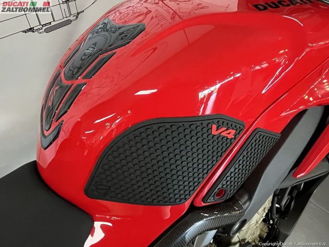 ducati - streetfighter-v4s