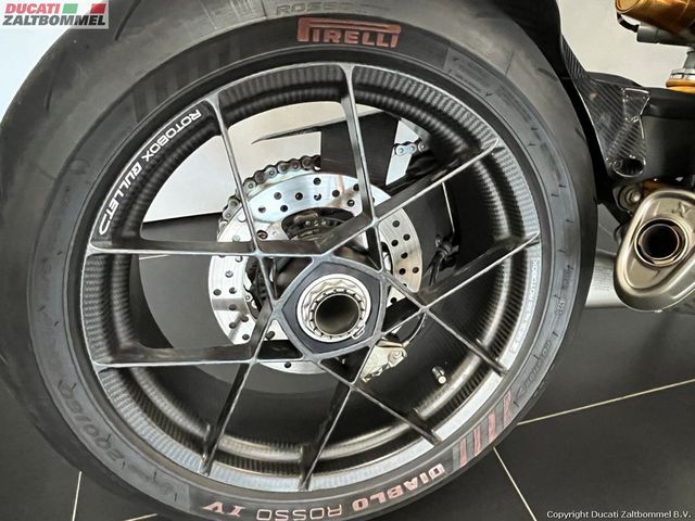 ducati - streetfighter-v4s