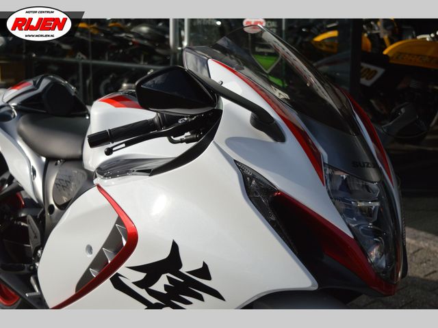 suzuki - gsx-r-1300-hayabusa