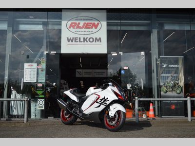 SUZUKI GSX-R 1300 HAYABUSA – foto 2