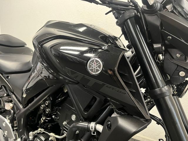 yamaha - mt-03