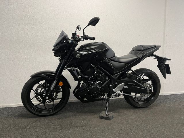 yamaha - mt-03