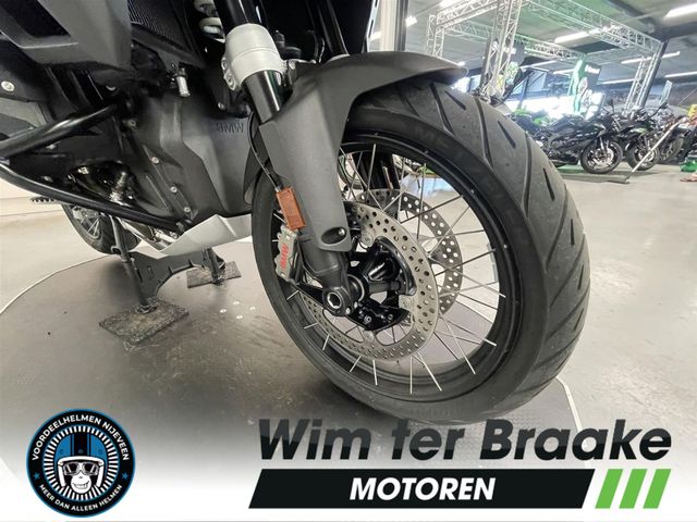 bmw - r-1300-gs-adventure