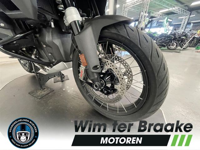 bmw - r-1300-gs-adventure