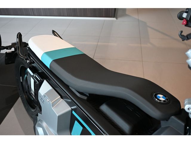 bmw - ce-02
