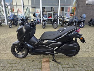 YAMAHA X MAX 300 TECH MAX – foto 3