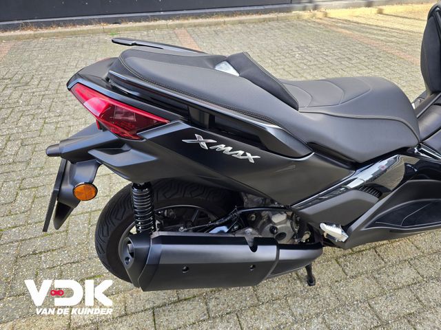 yamaha - x-max-300-tech-max