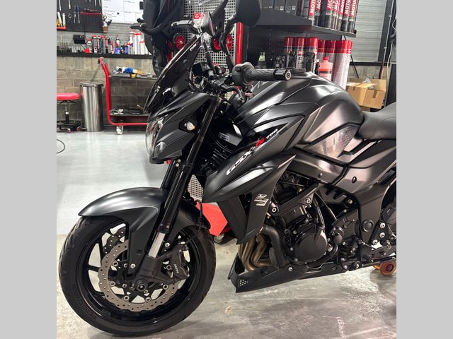 suzuki - gsx-s-750-za