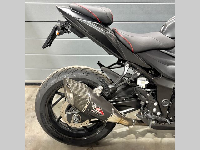 suzuki - gsx-s-750-za