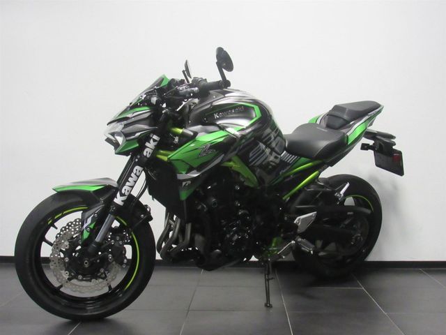 kawasaki - z900