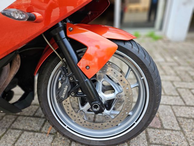 bmw - f-800-gt