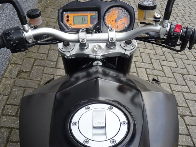 ktm - 990-super-duke