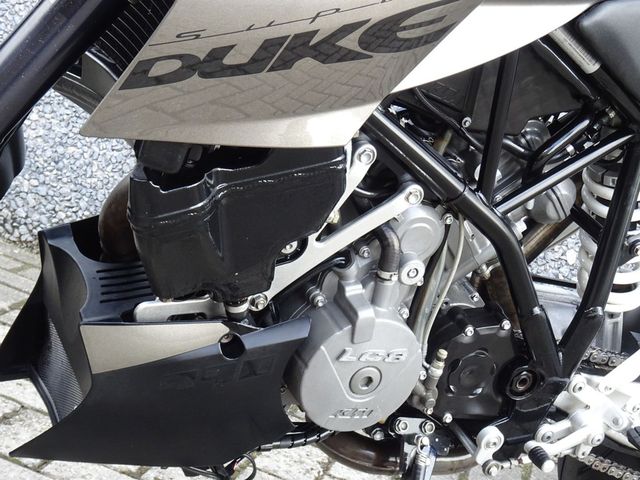 ktm - 990-super-duke